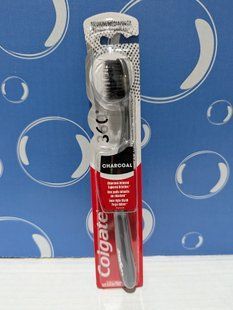 Colgate зубна щітка Charcoal 0562120 фото